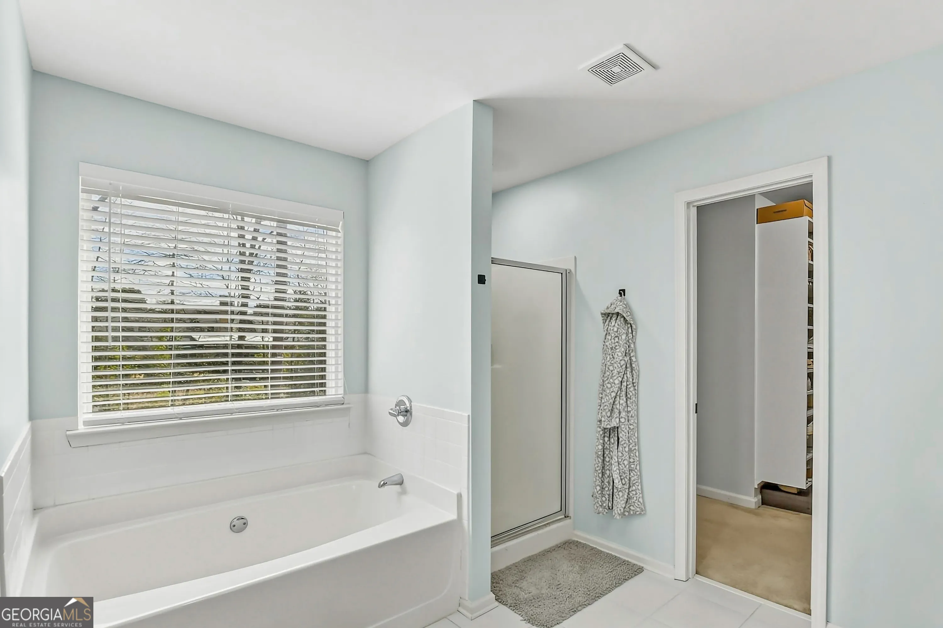 7080 Roselake Cir — photo 14 of 28