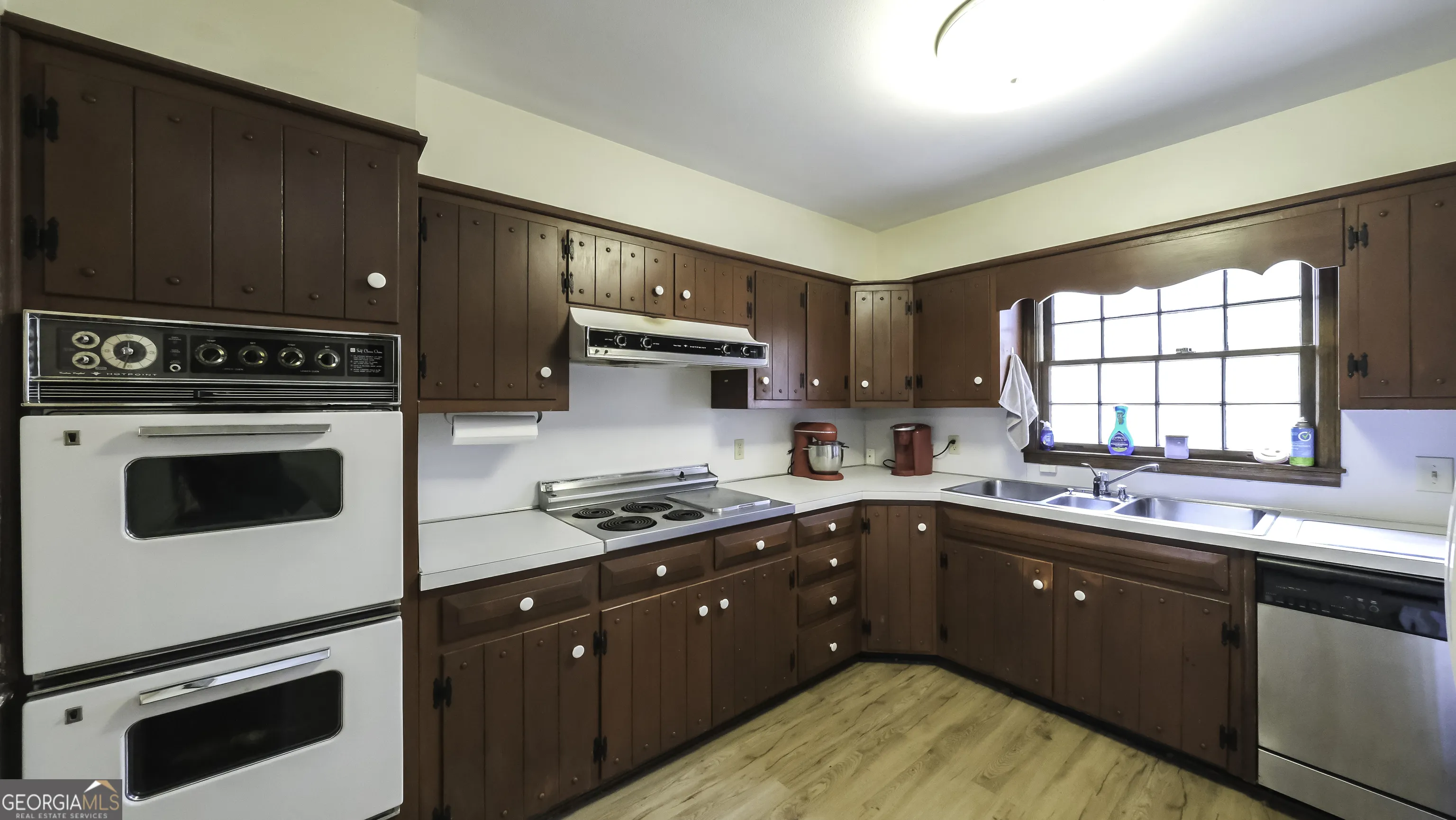 811 Laurel St — photo 38 of 41