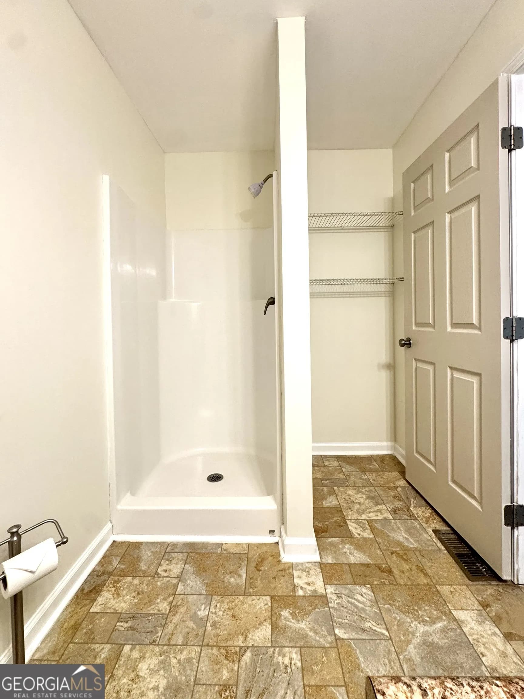 636 Hardy Way — photo 3 of 21