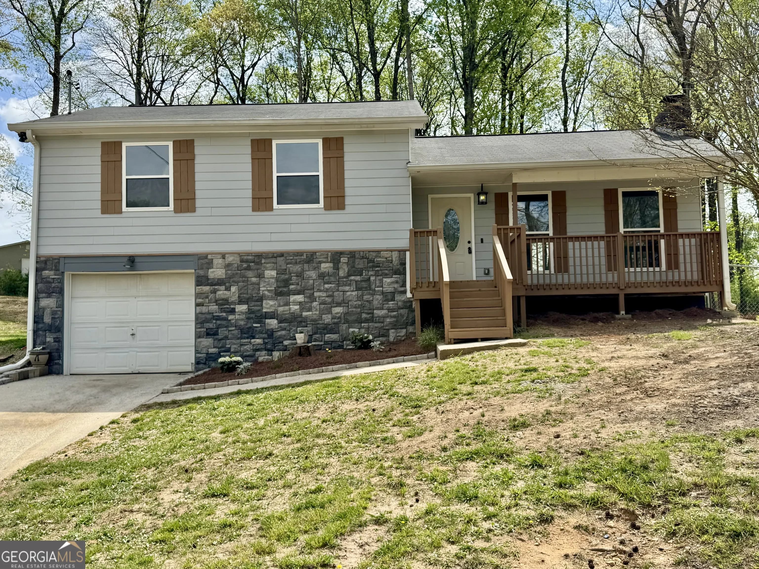 636 Hardy Way — photo 2 of 21