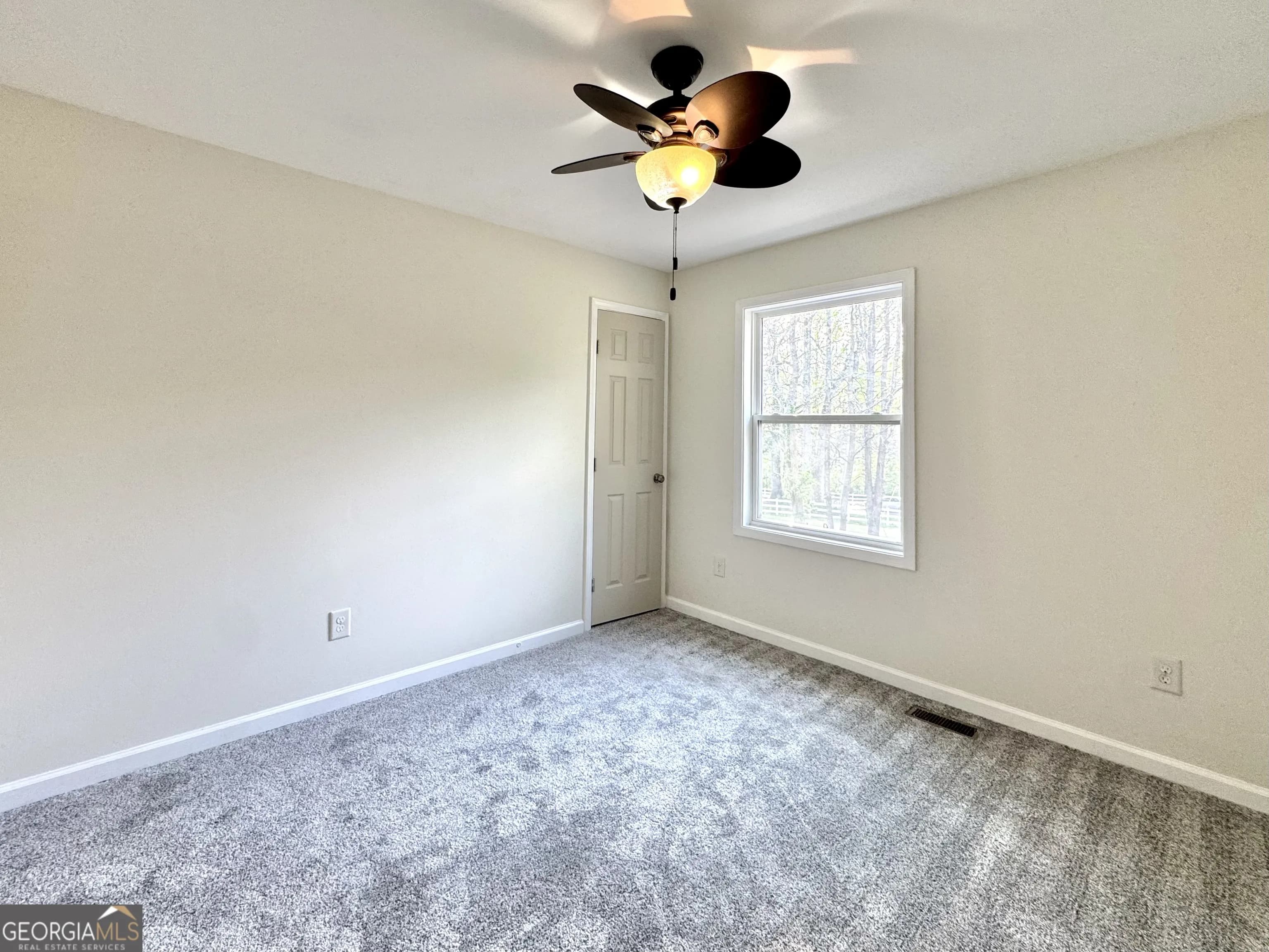 636 Hardy Way — photo 5 of 21