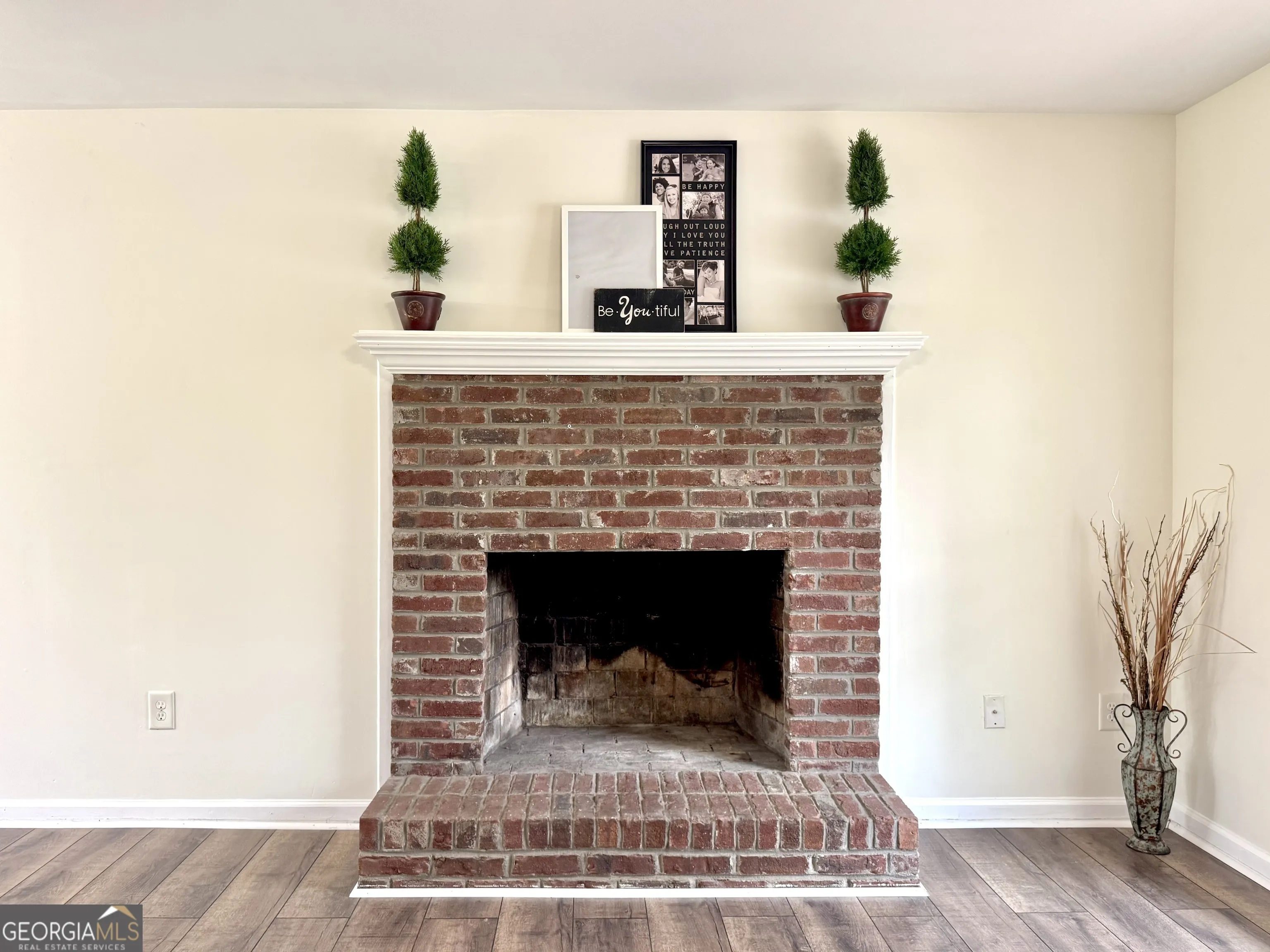 636 Hardy Way — photo 18 of 21