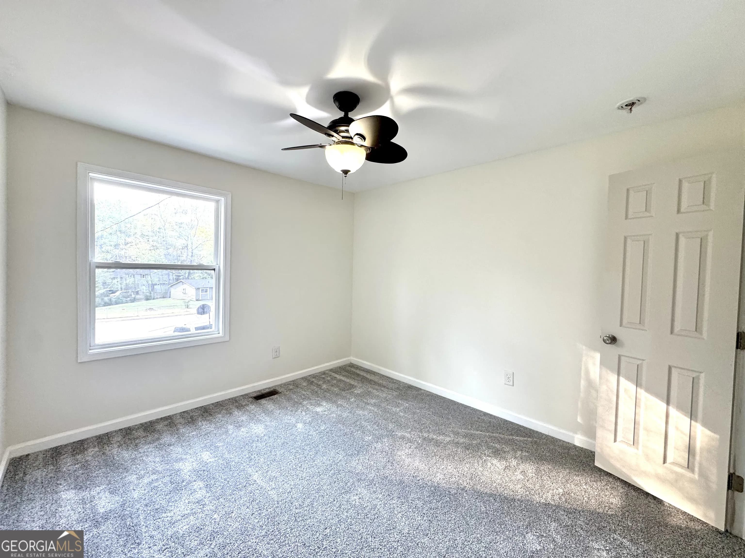636 Hardy Way — photo 4 of 21