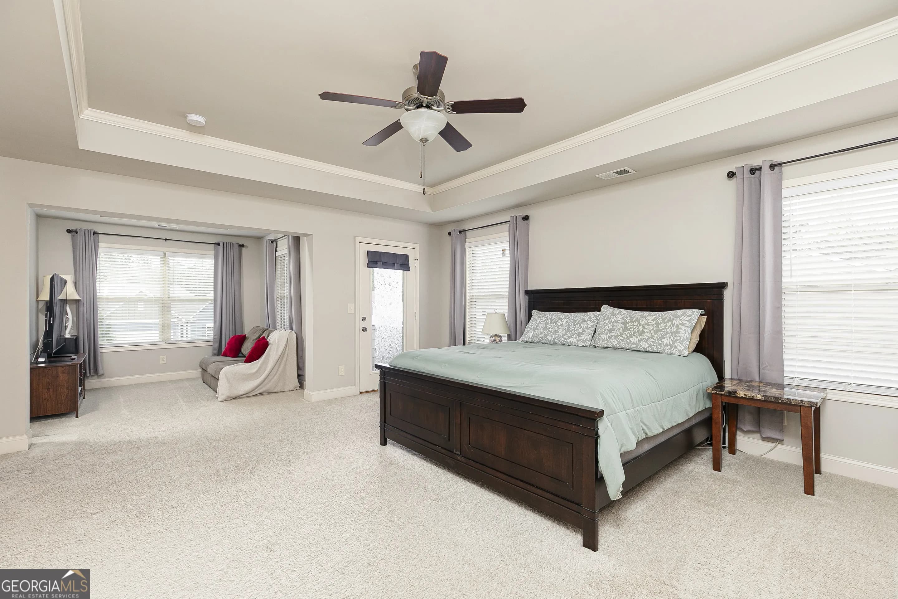 152 Greatwood Ln — photo 15 of 49