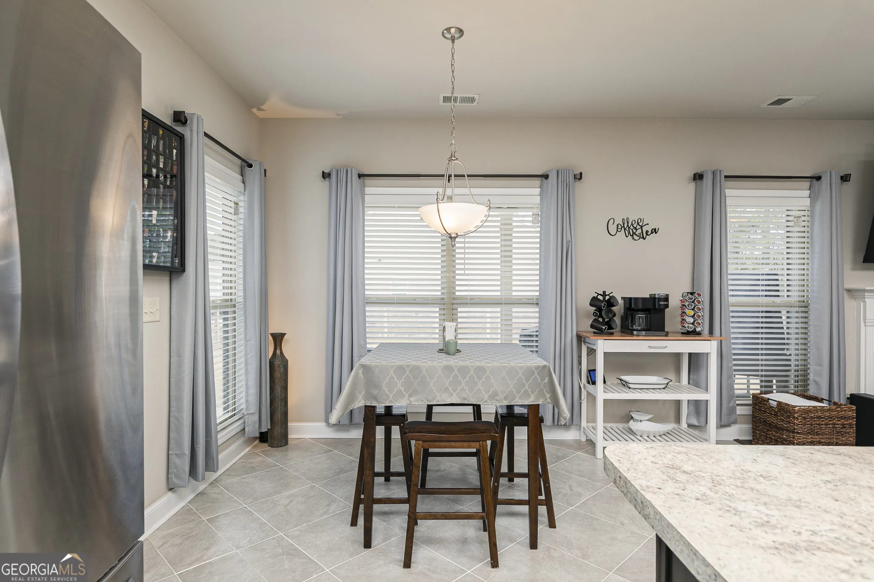 152 Greatwood Ln — photo 7 of 49