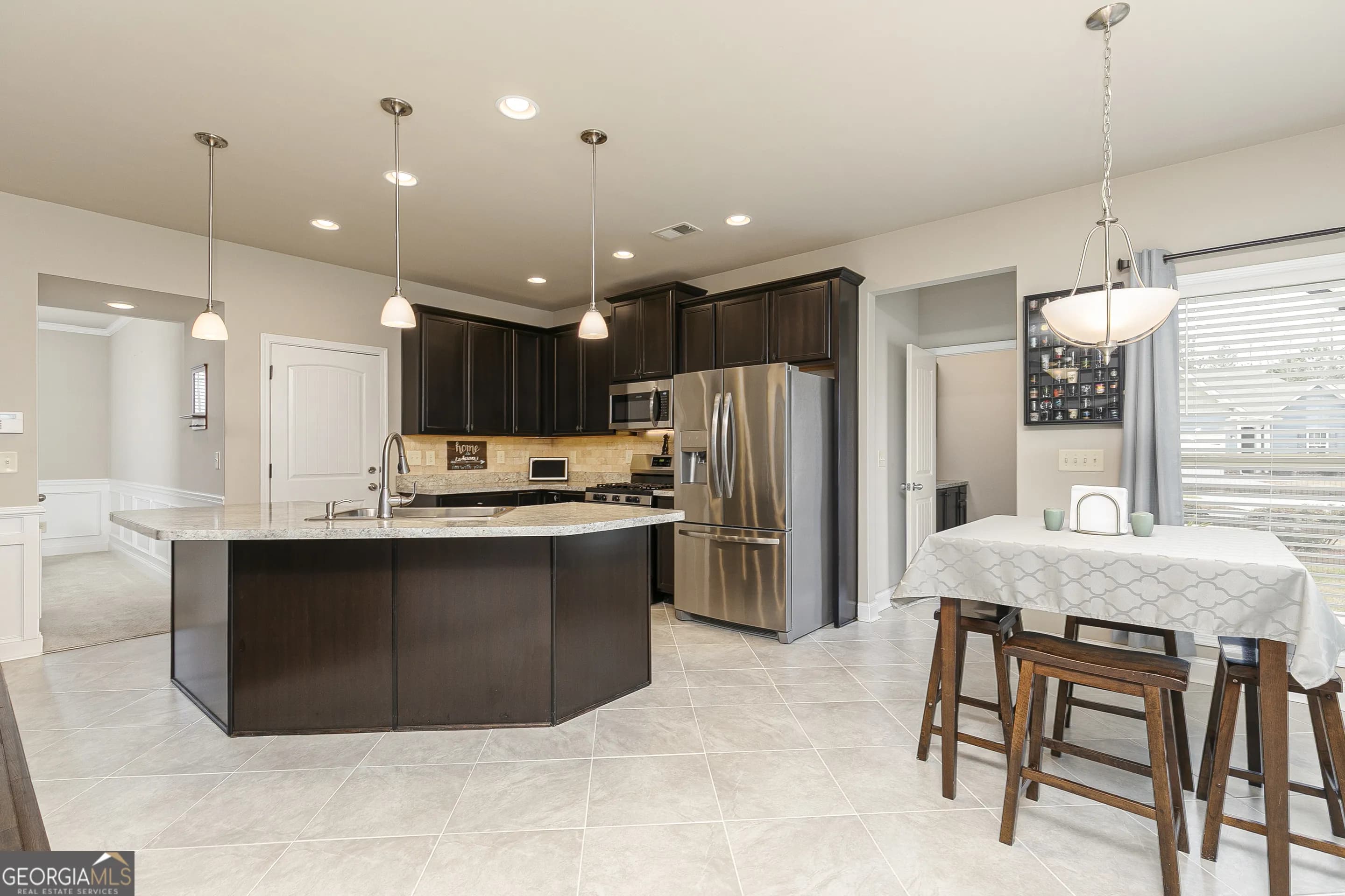 152 Greatwood Ln — photo 4 of 49