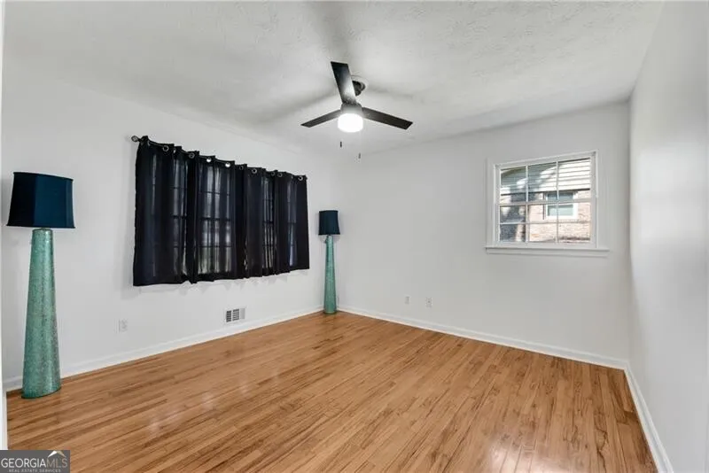 3941 Forest Dr — photo 15 of 28