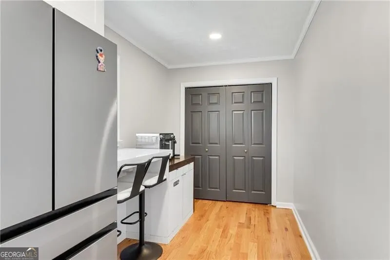 3941 Forest Dr — photo 4 of 28