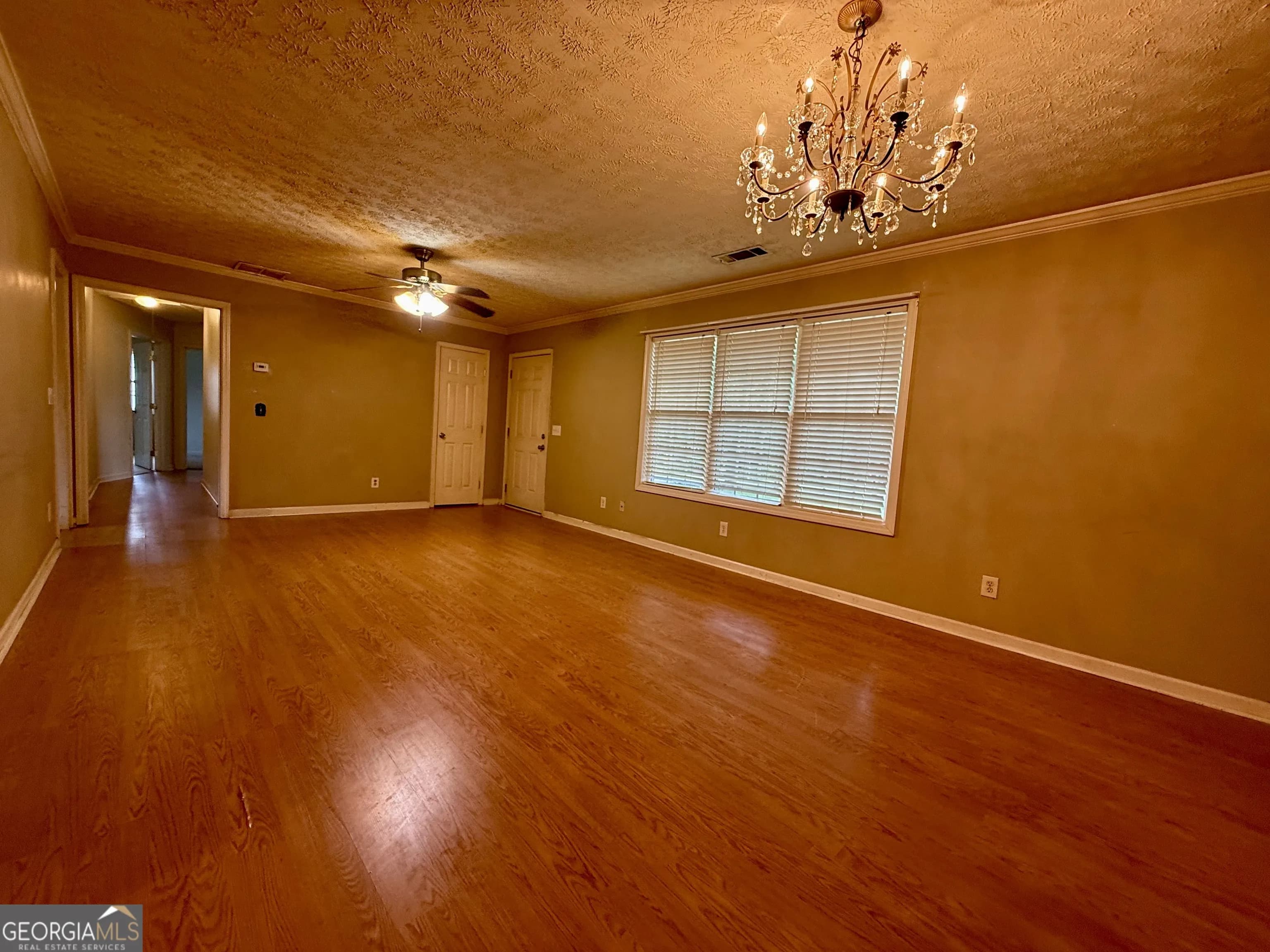208 Donna Ln — photo 17 of 18