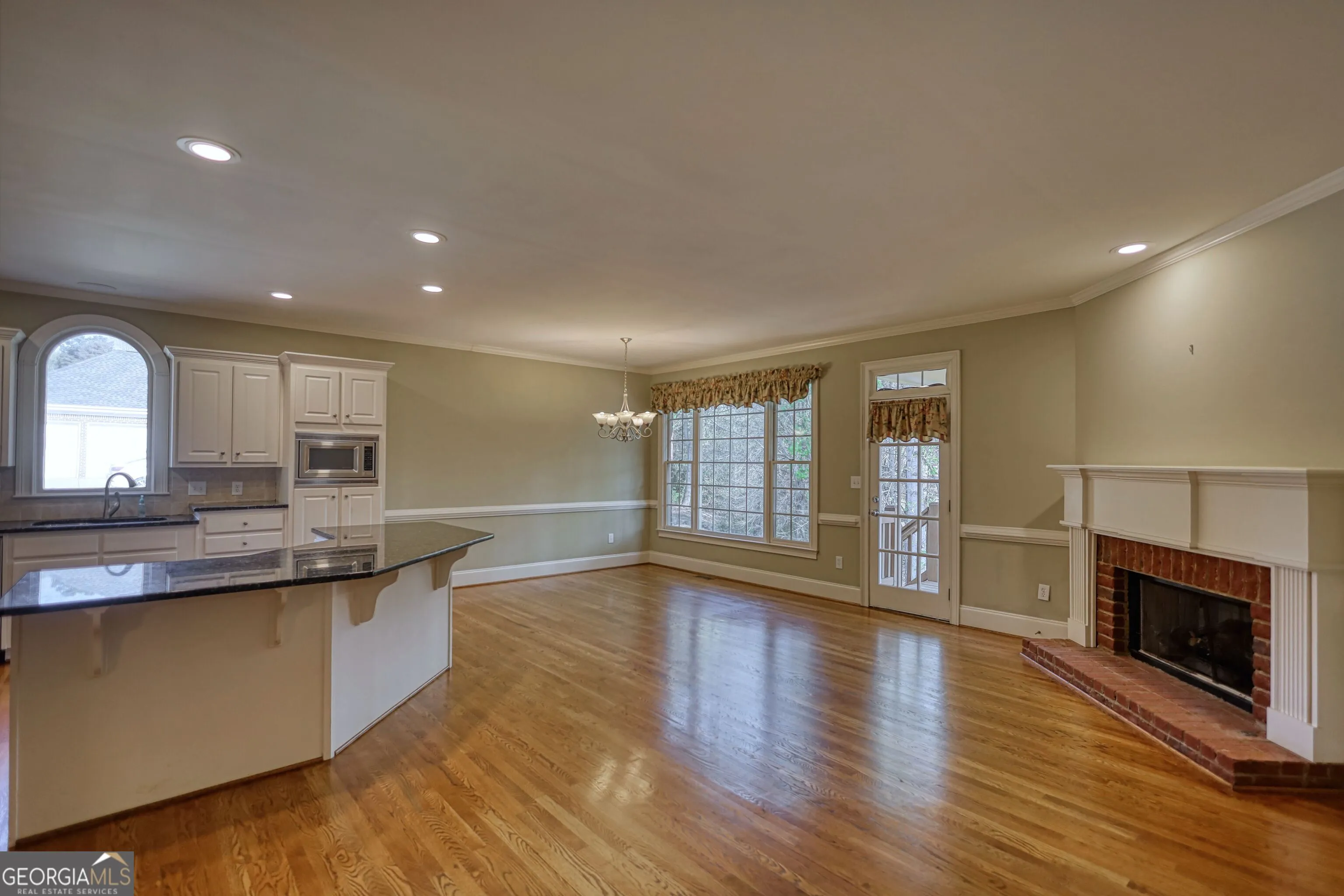 3914 Hershel Dr — photo 35 of 36