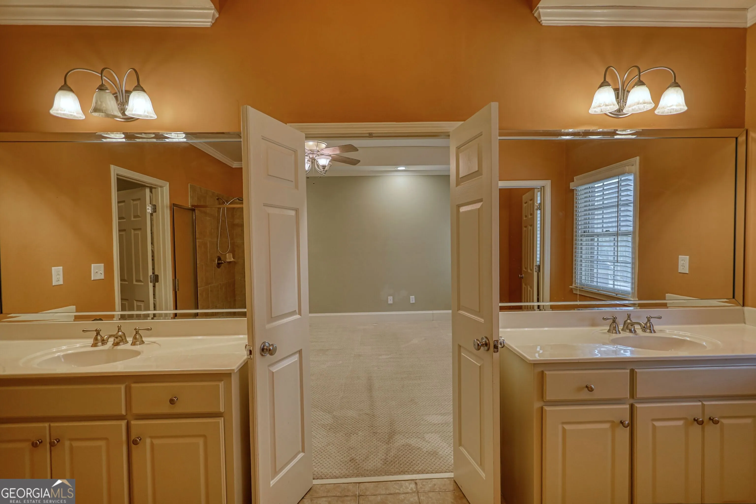 3914 Hershel Dr — photo 15 of 36