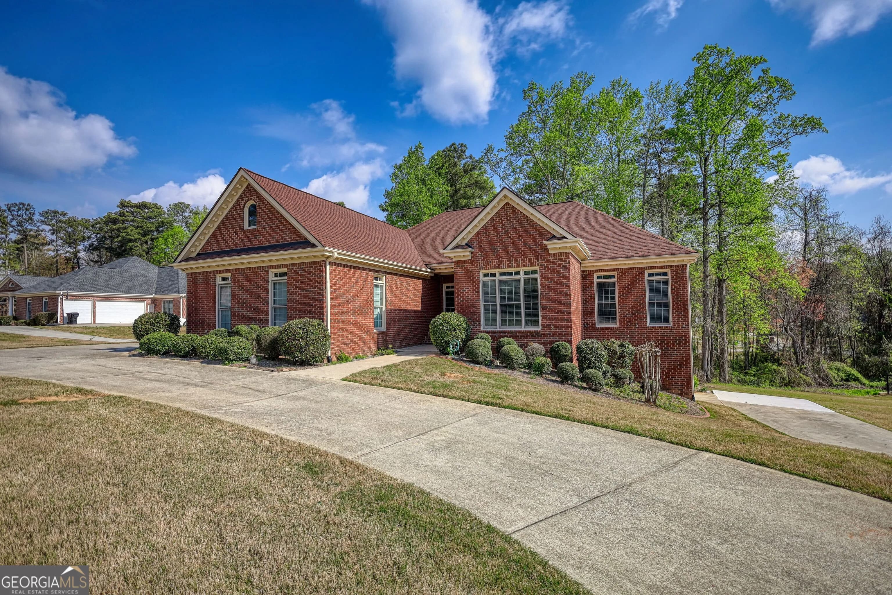 3914 Hershel Dr, Douglasville