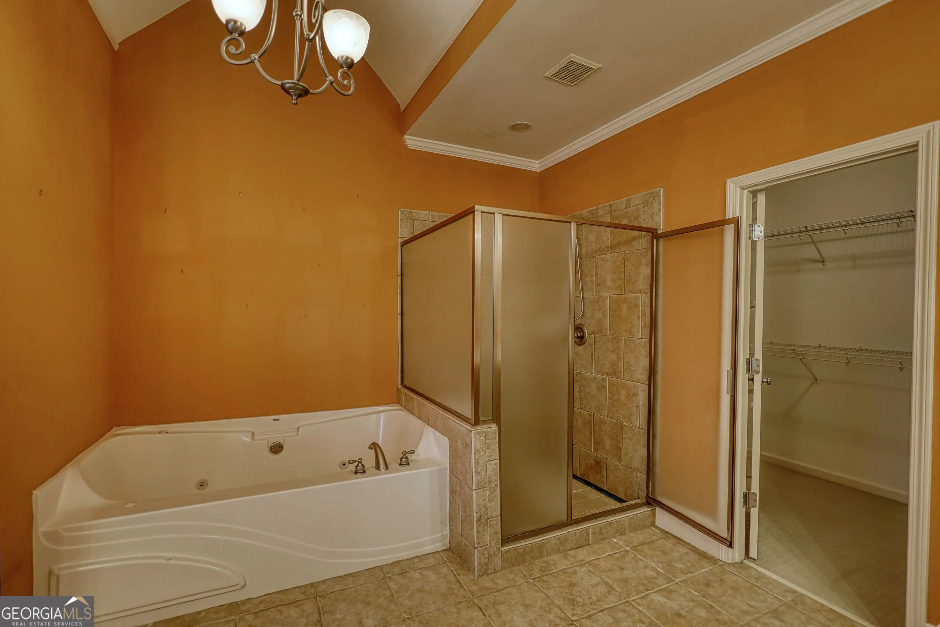3914 Hershel Dr — photo 12 of 36
