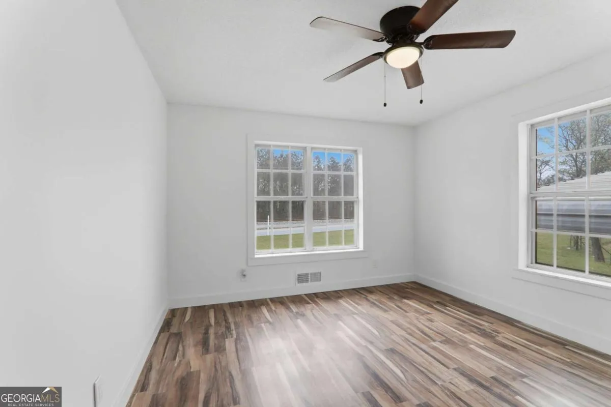 4361 Ben Hill Rd — photo 3 of 30