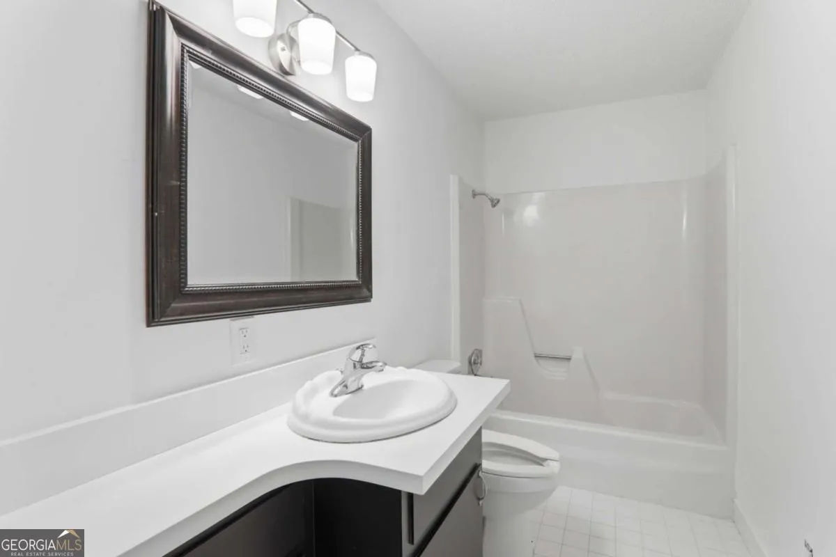 4361 Ben Hill Rd — photo 7 of 30