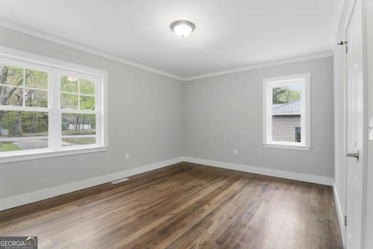 6538 N Sweetwater Rd — photo 4 of 21