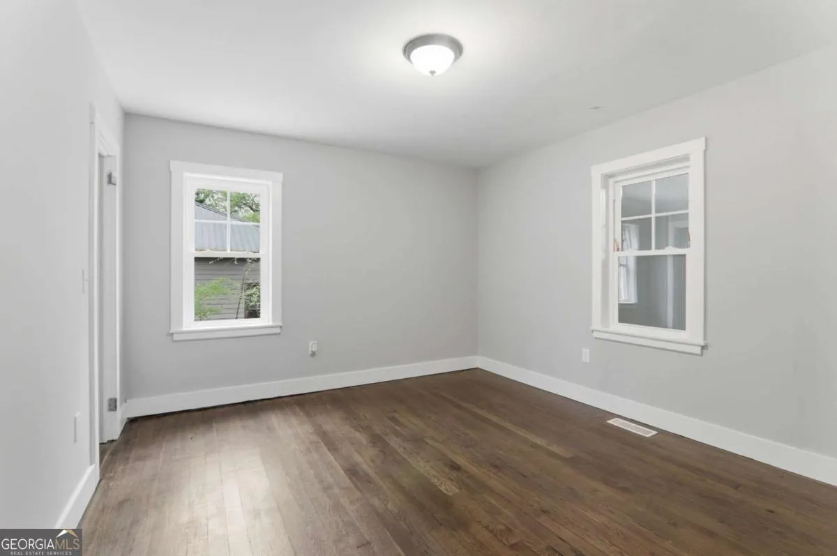 6538 N Sweetwater Rd — photo 5 of 21