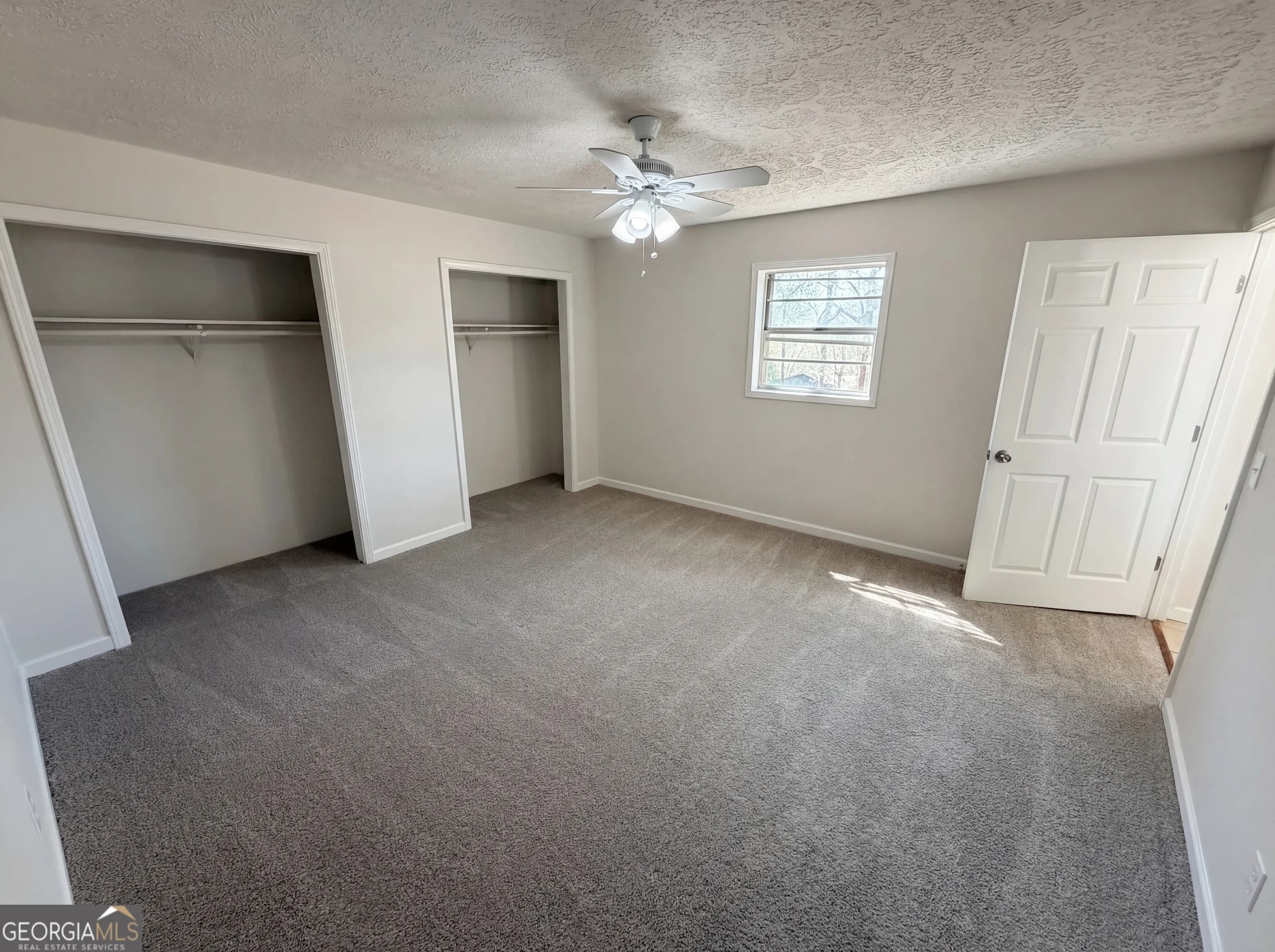 2405 Eric Ln — photo 13 of 19