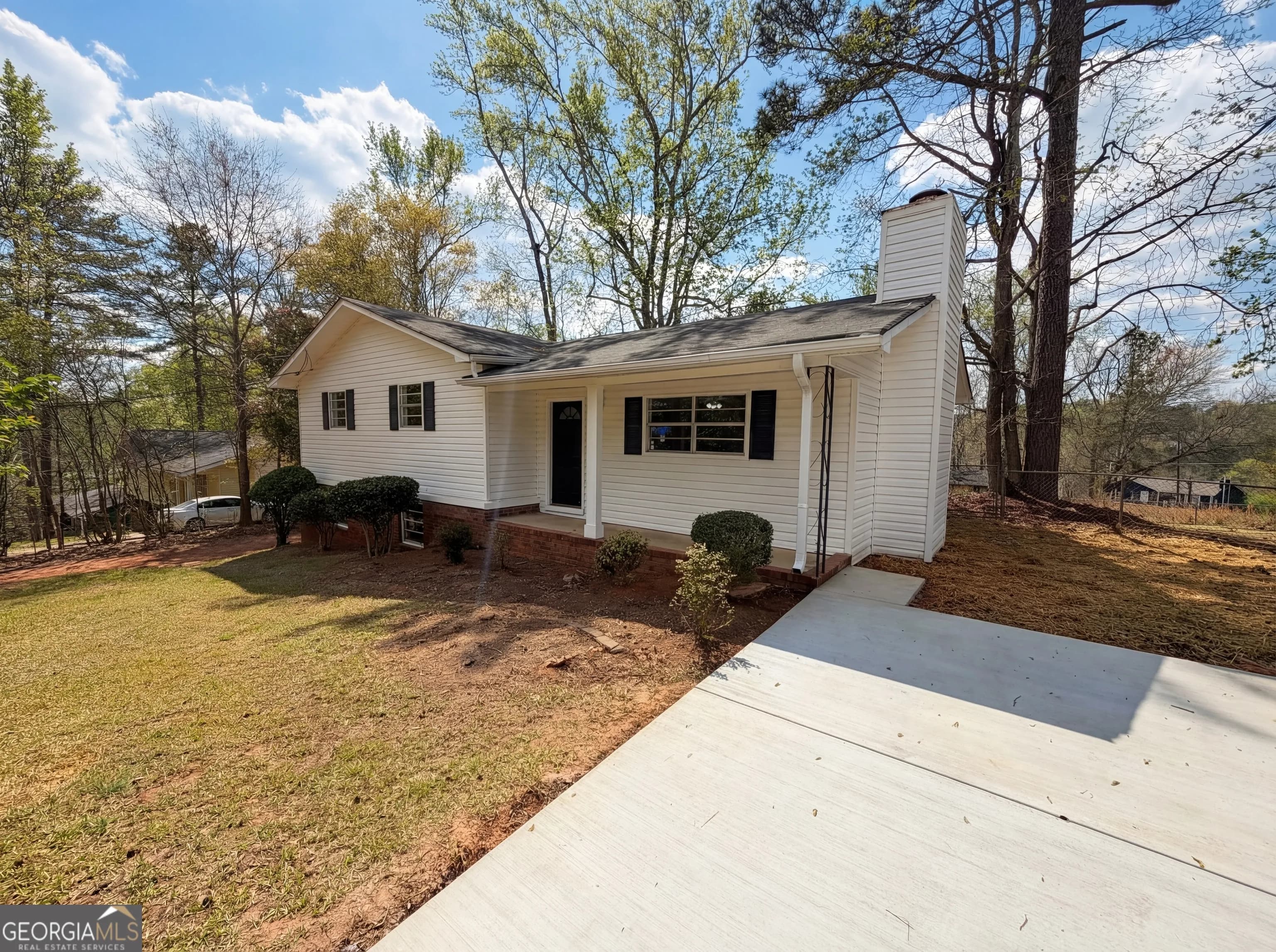 2405 Eric Ln — photo 17 of 19