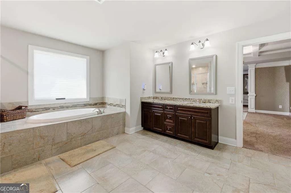 6160 Belmont Dr — photo 16 of 40