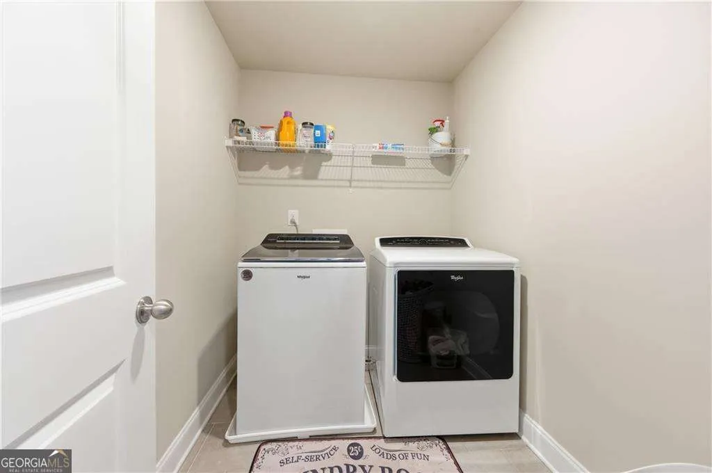 6160 Belmont Dr — photo 4 of 40