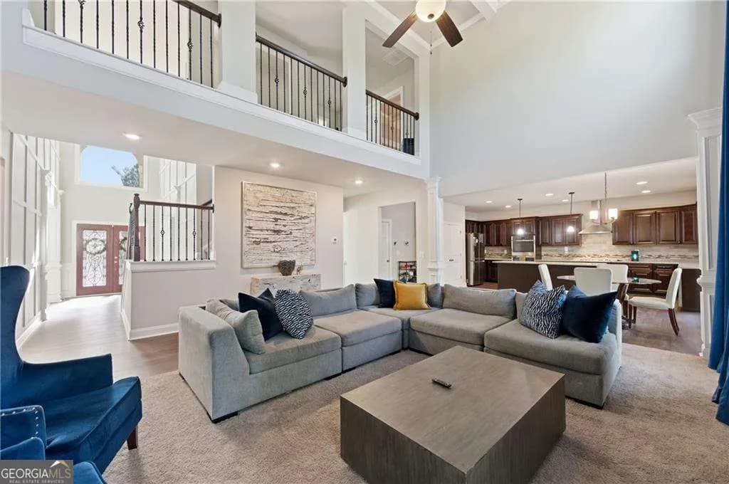 6160 Belmont Dr — photo 13 of 40