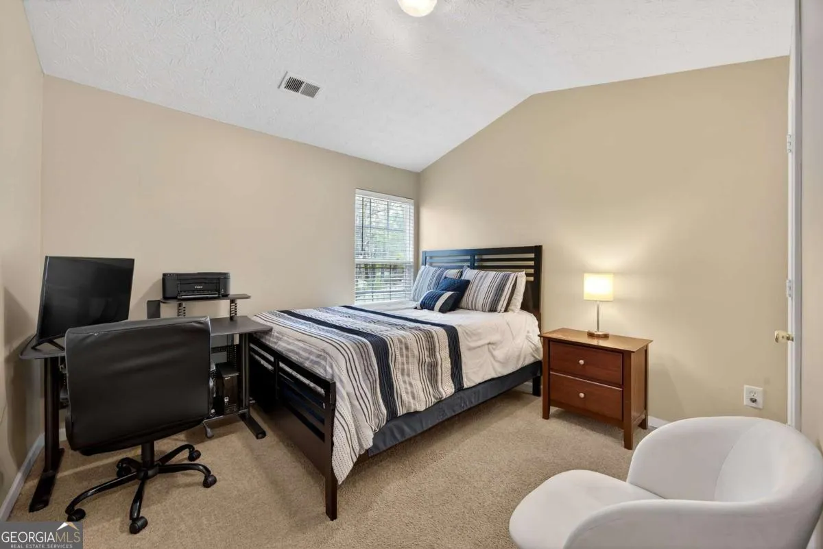 402 Mount Laurel Dr — photo 15 of 28