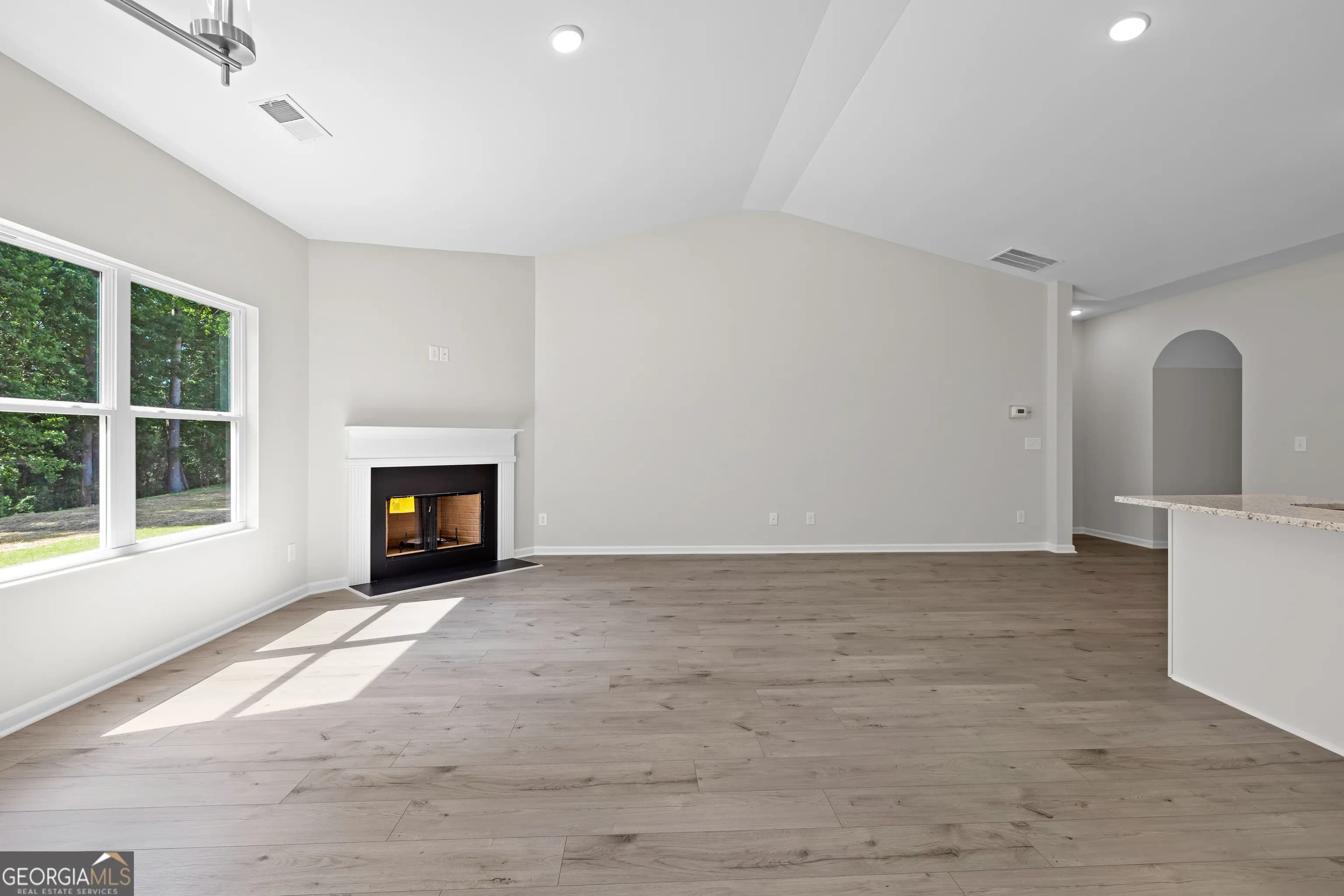 503 Charleston Pl — photo 17 of 34
