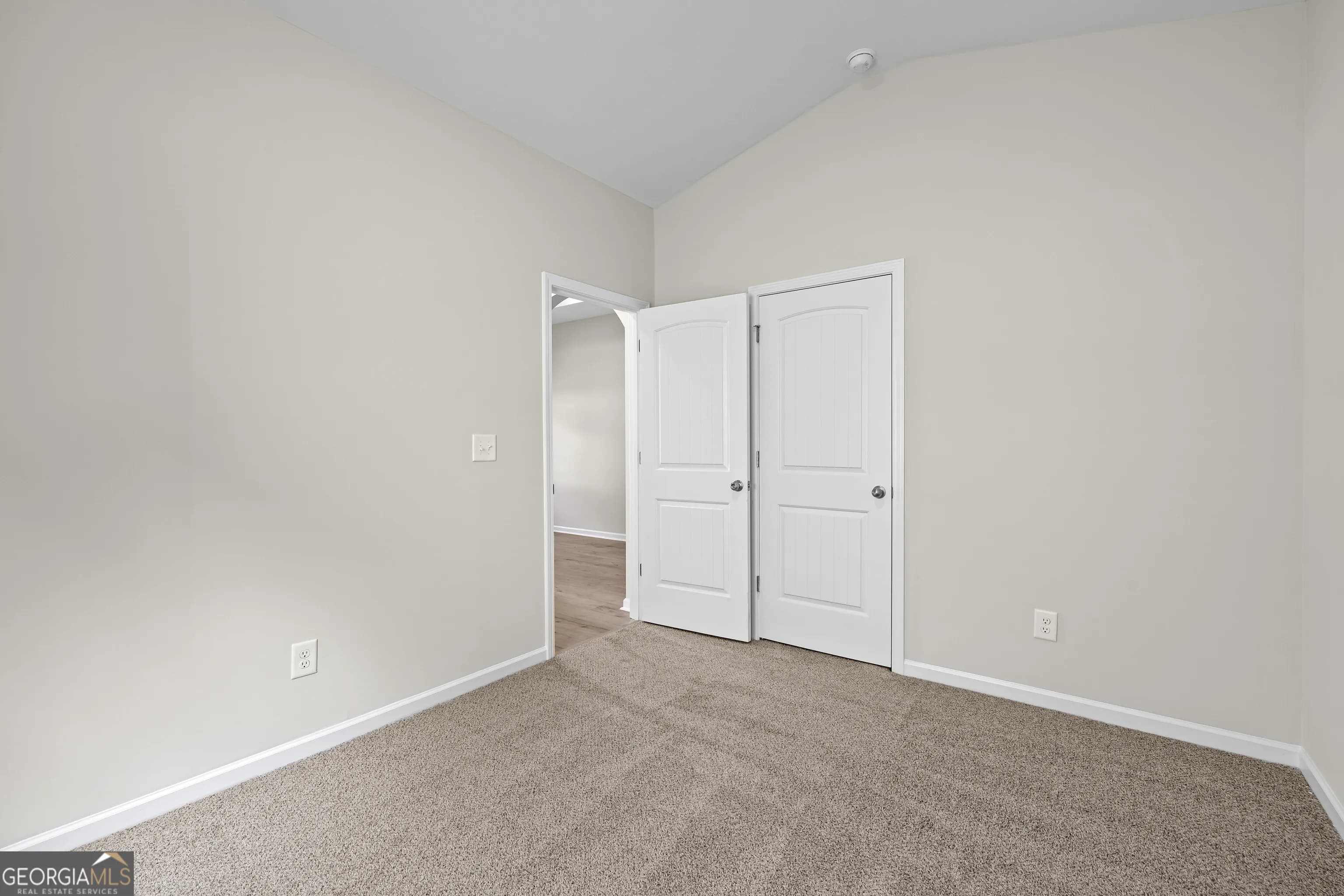 503 Charleston Pl — photo 7 of 34