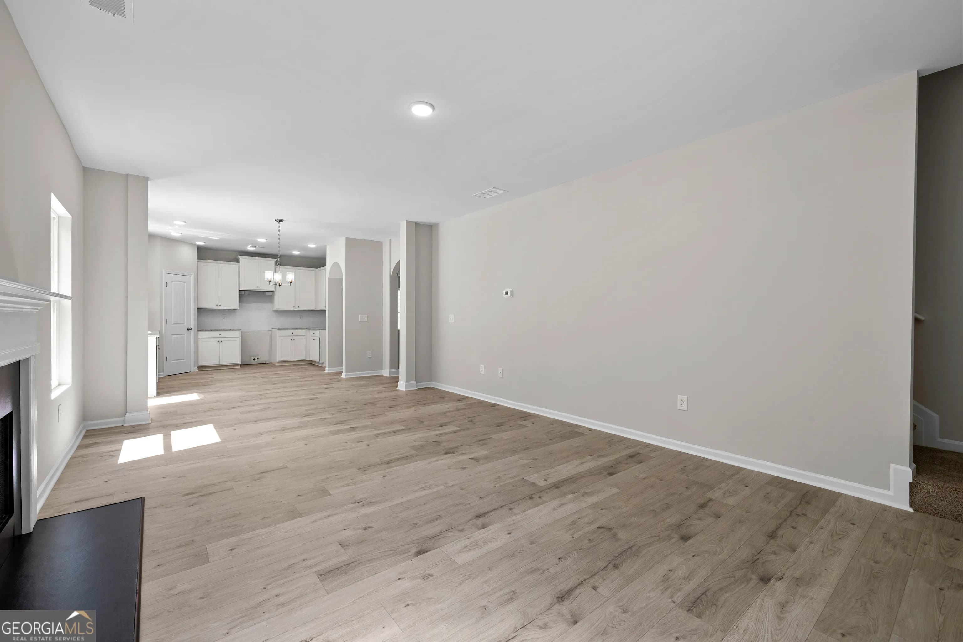501 Charleston Pl — photo 19 of 43