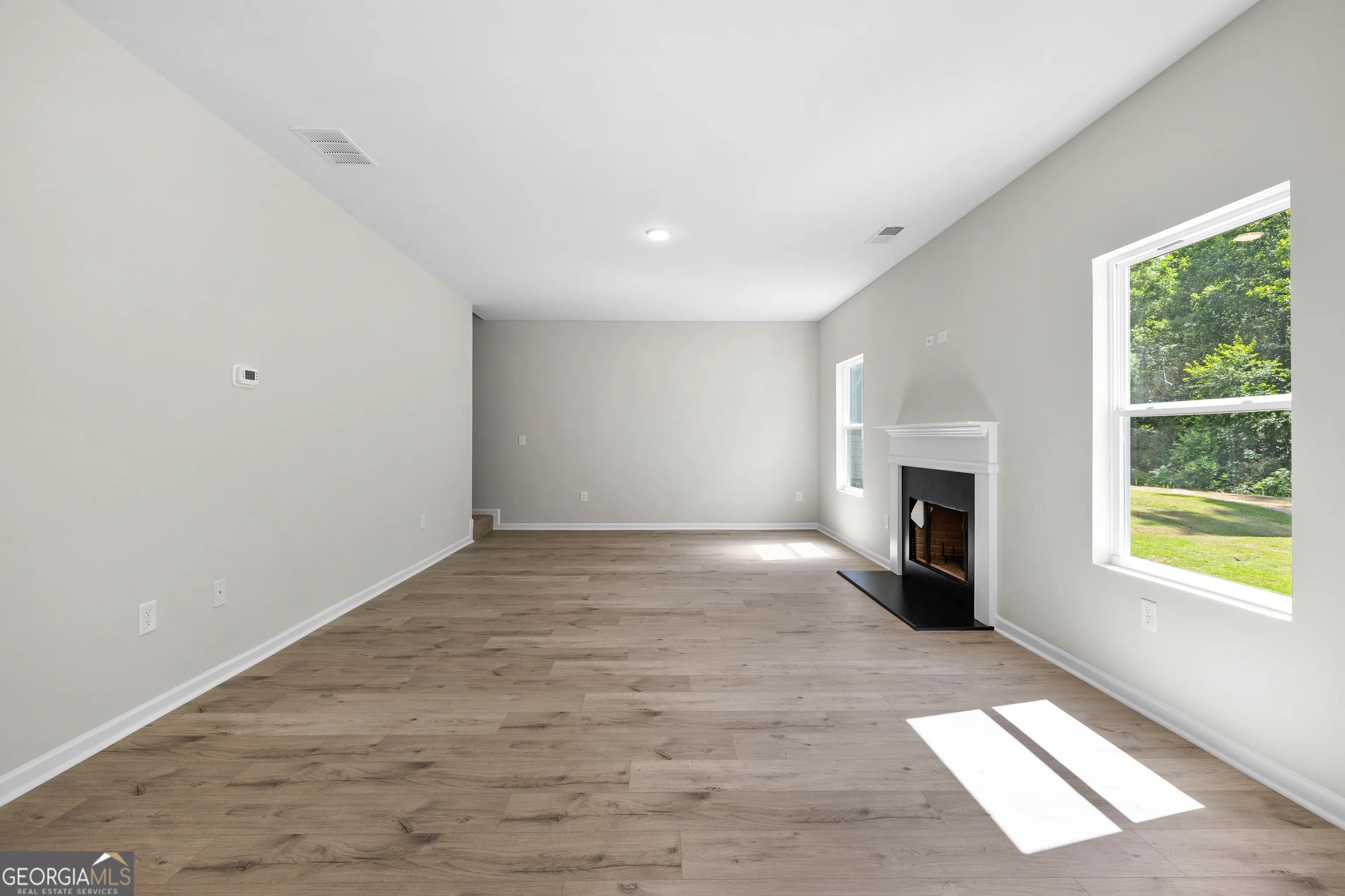 501 Charleston Pl — photo 17 of 43