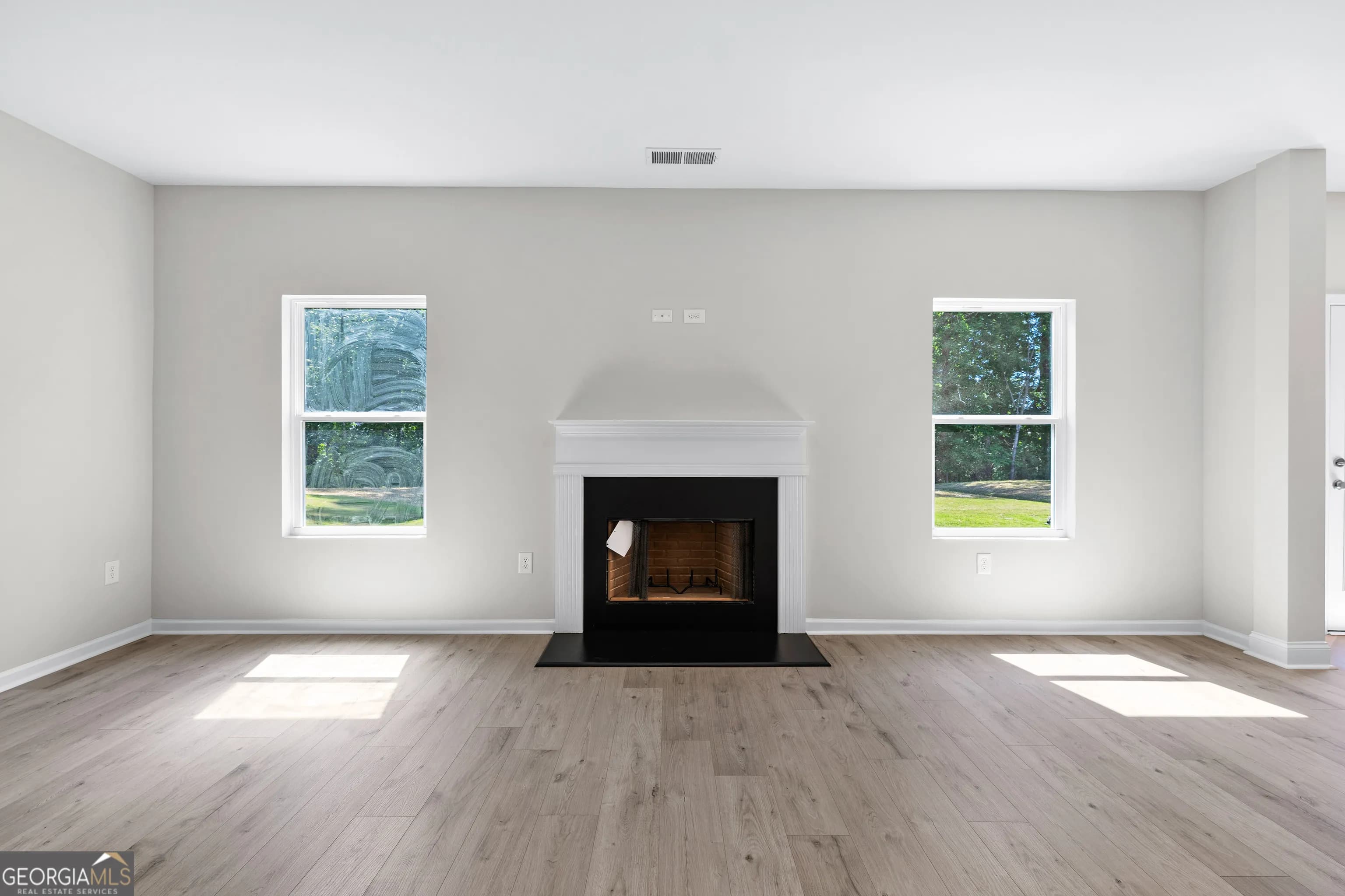 501 Charleston Pl — photo 18 of 43