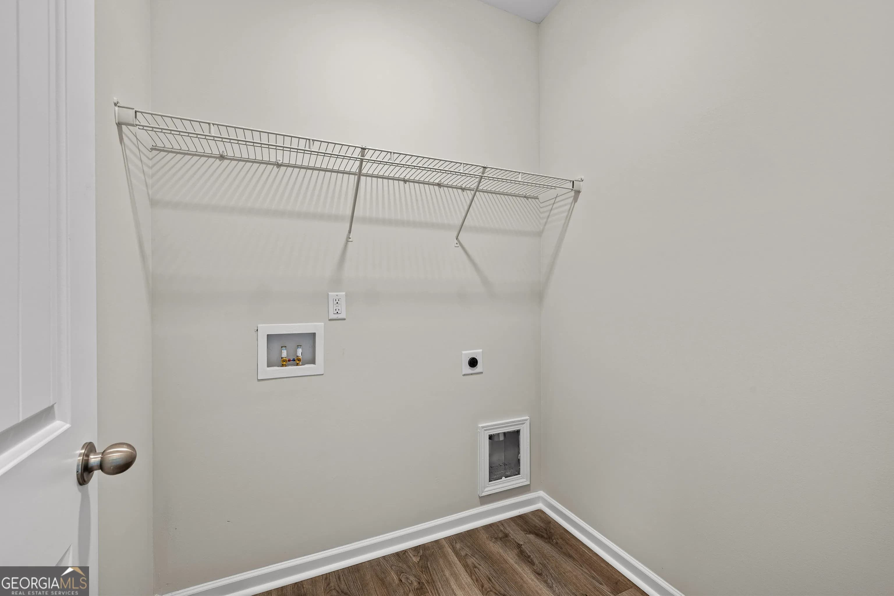 497 Charleston Pl — photo 11 of 34