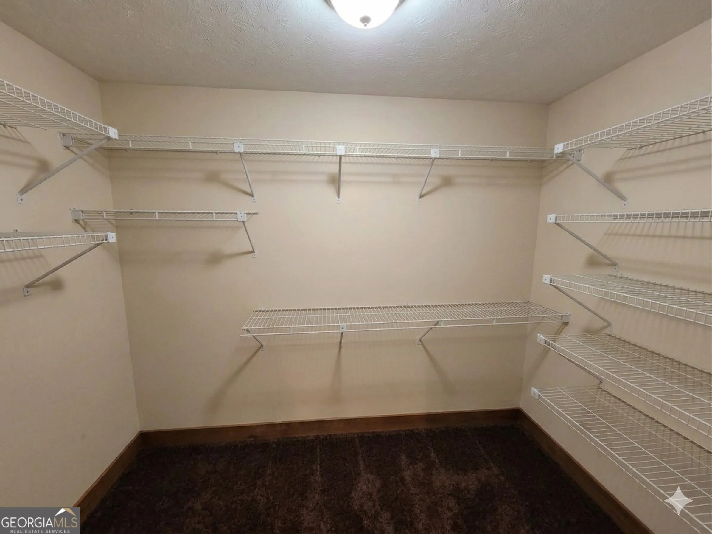 9000 Edinburg Dr — photo 17 of 35