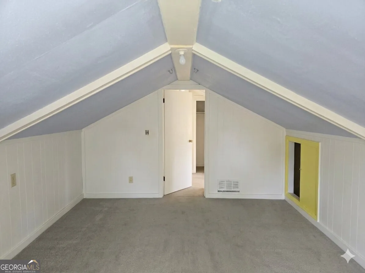 9000 Edinburg Dr — photo 27 of 35