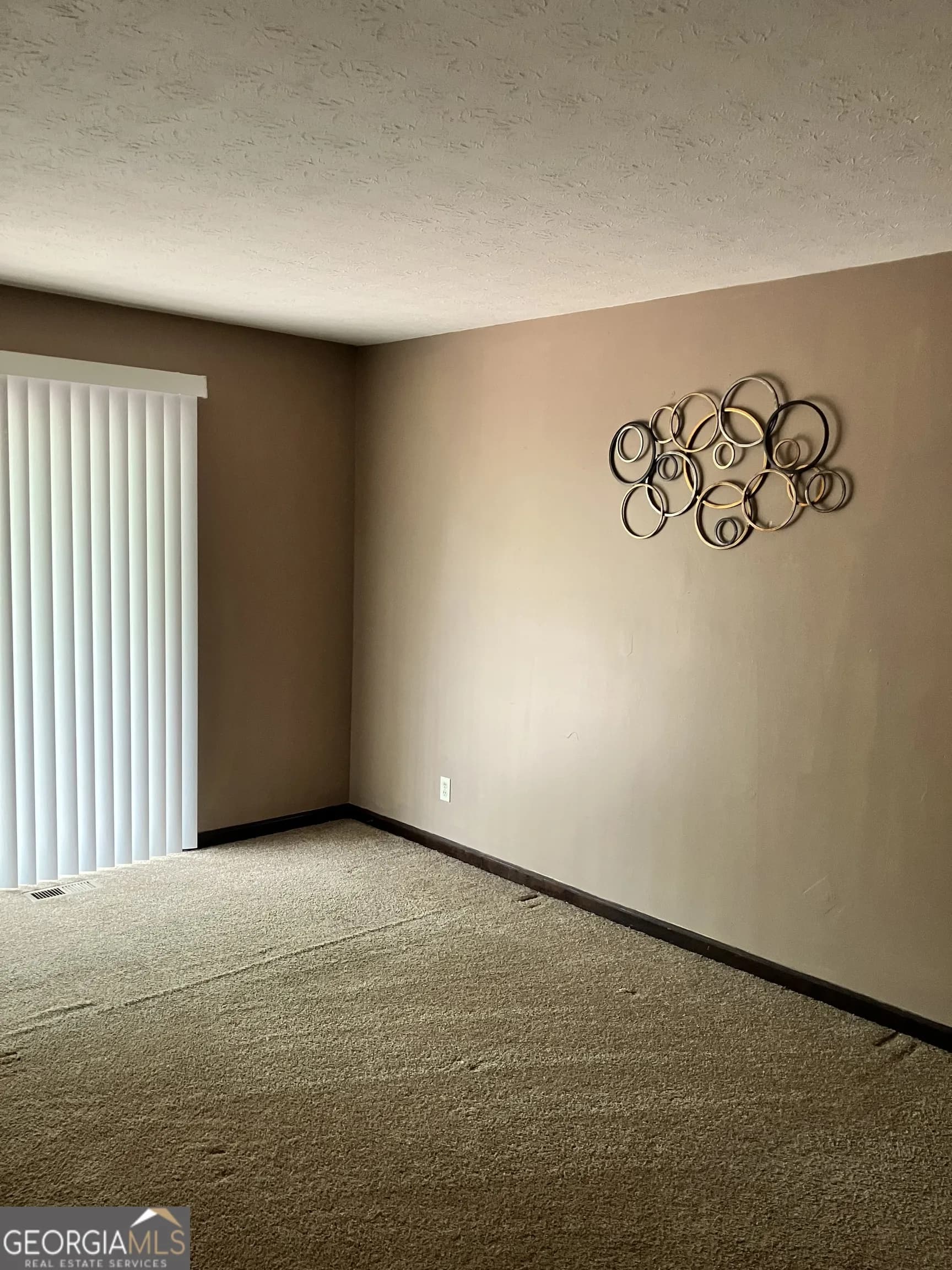 1497 Stonington Ct — photo 6 of 17