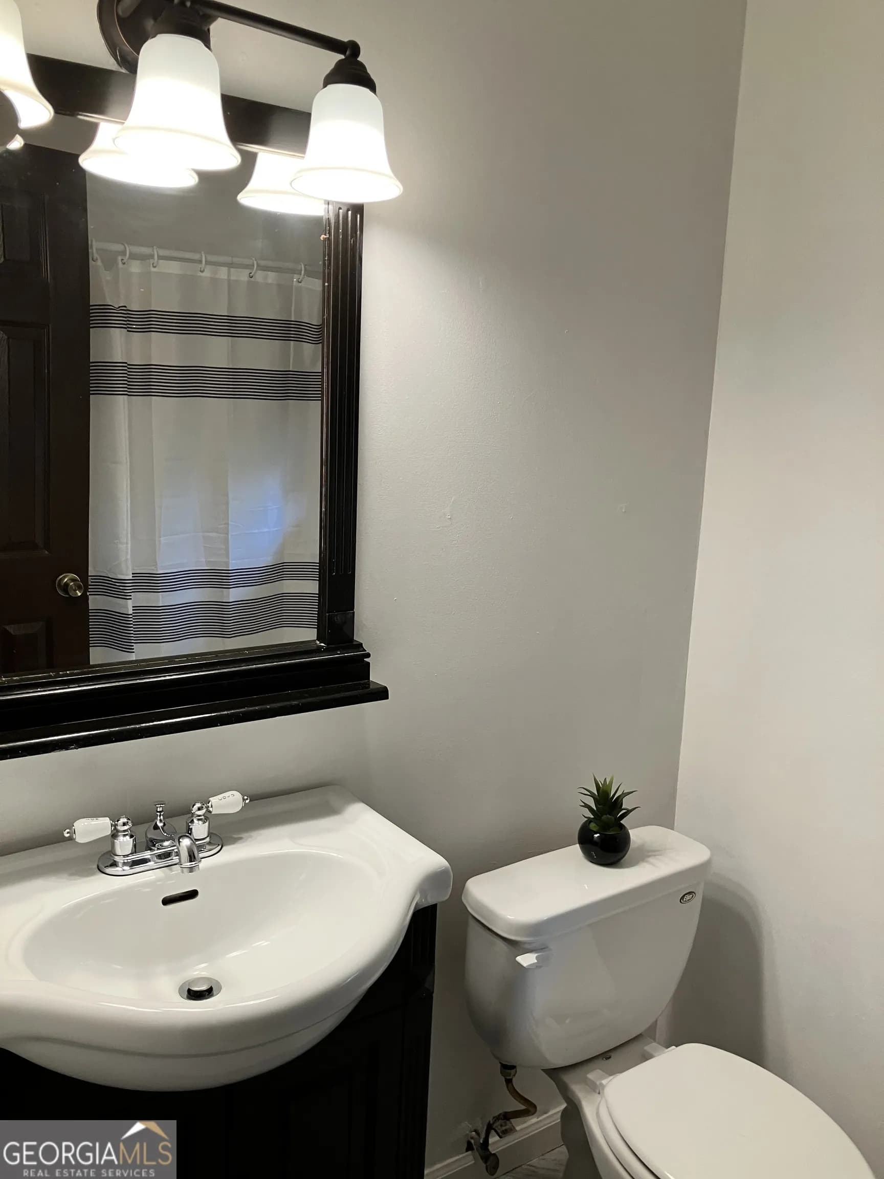 1497 Stonington Ct — photo 4 of 17