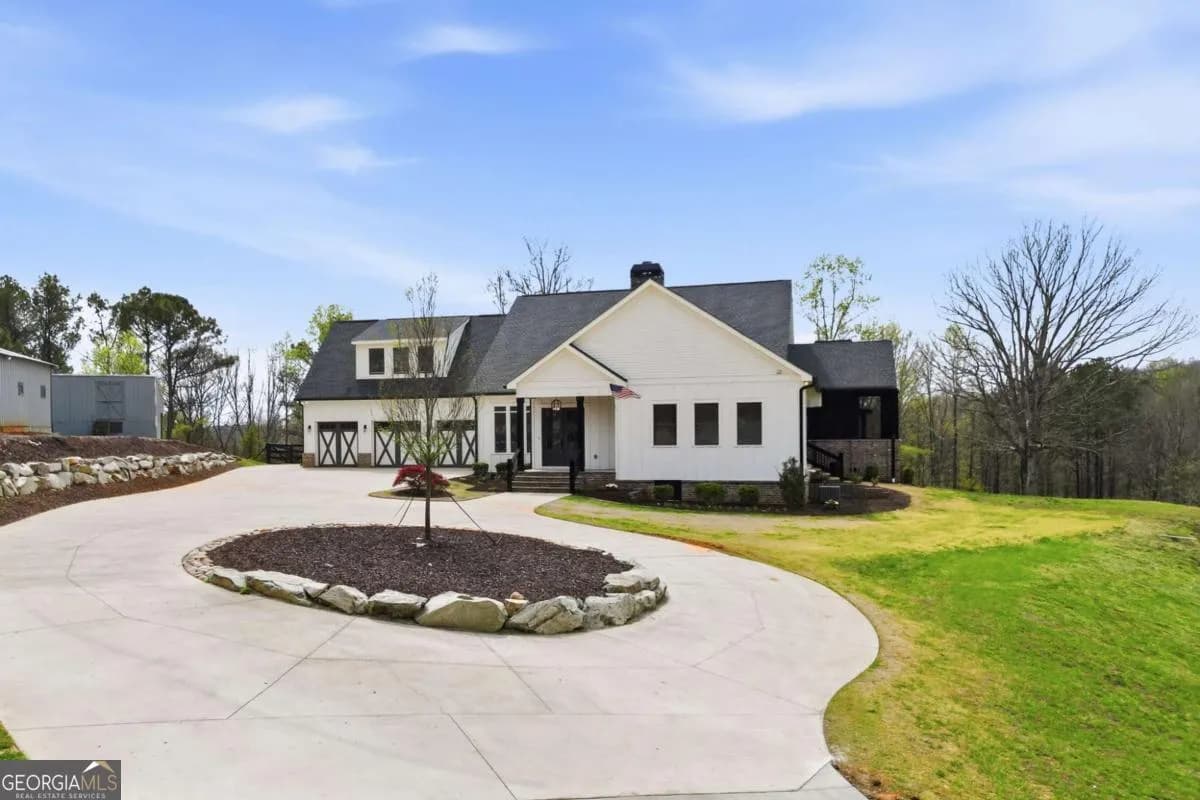 738 Overlook Trl, Acworth