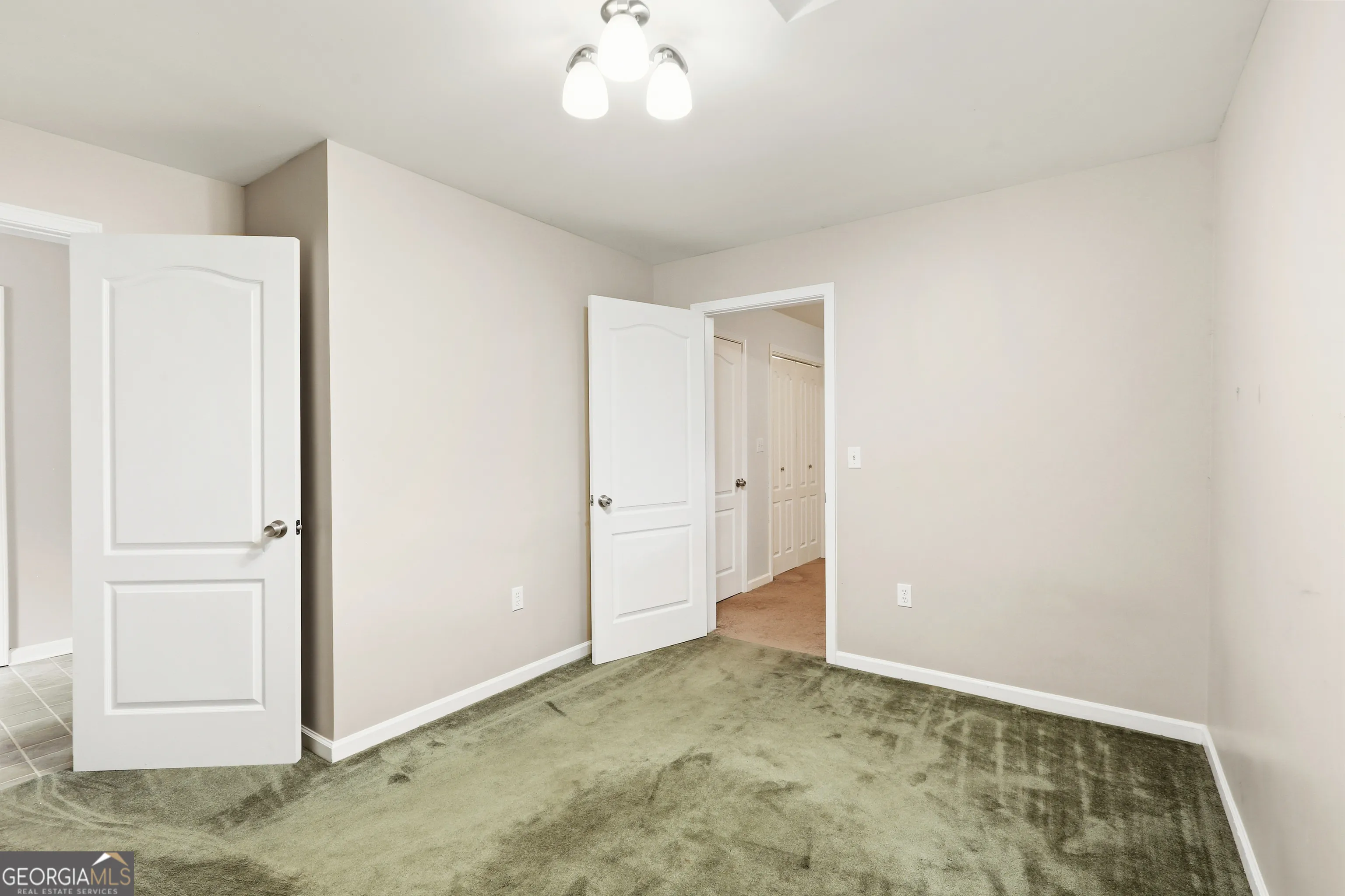 5653 Tuxedo Dr — photo 45 of 61