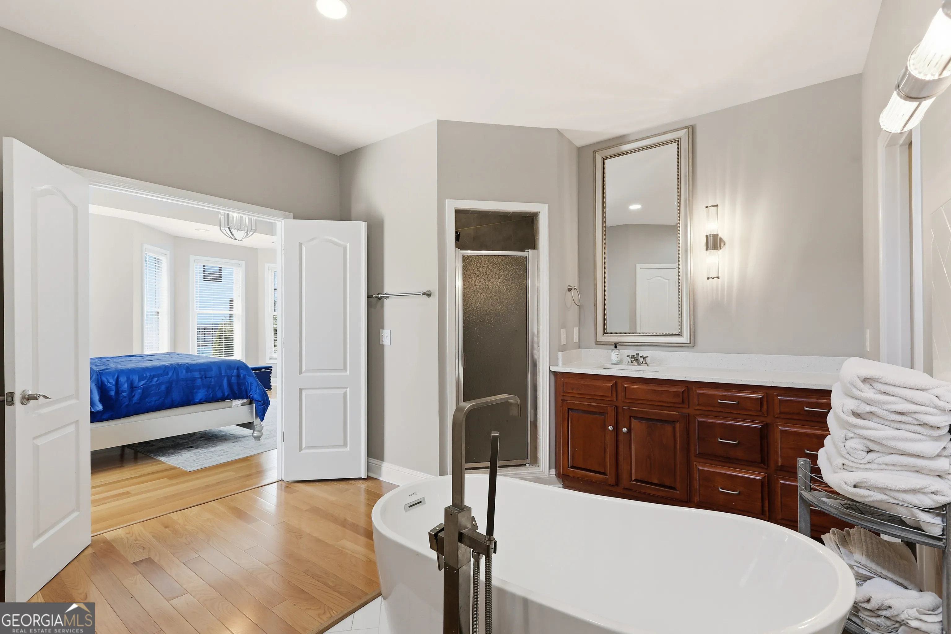 5653 Tuxedo Dr — photo 23 of 61