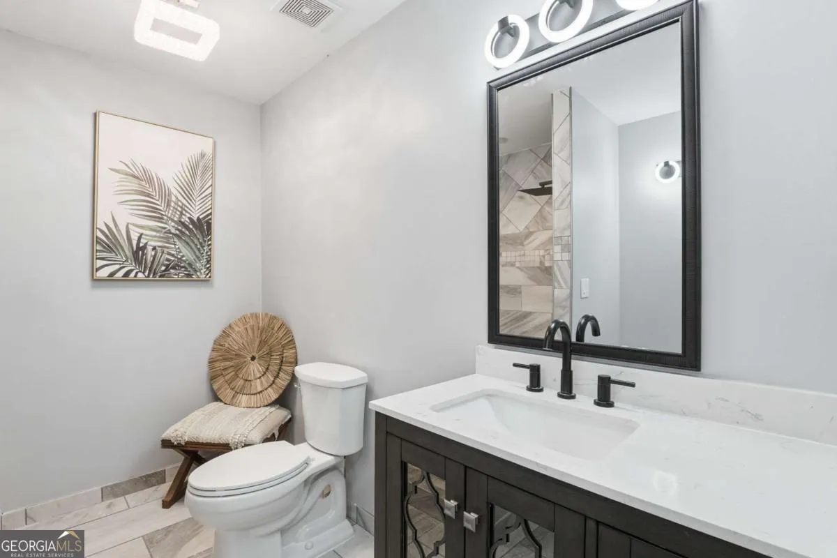 5666 Chapel Hill Rd — photo 21 of 57