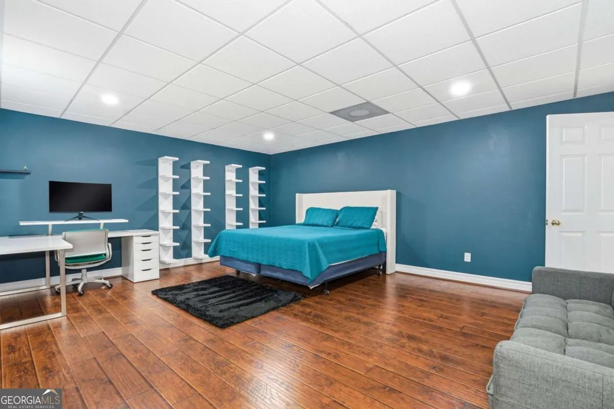 5666 Chapel Hill Rd — photo 33 of 57