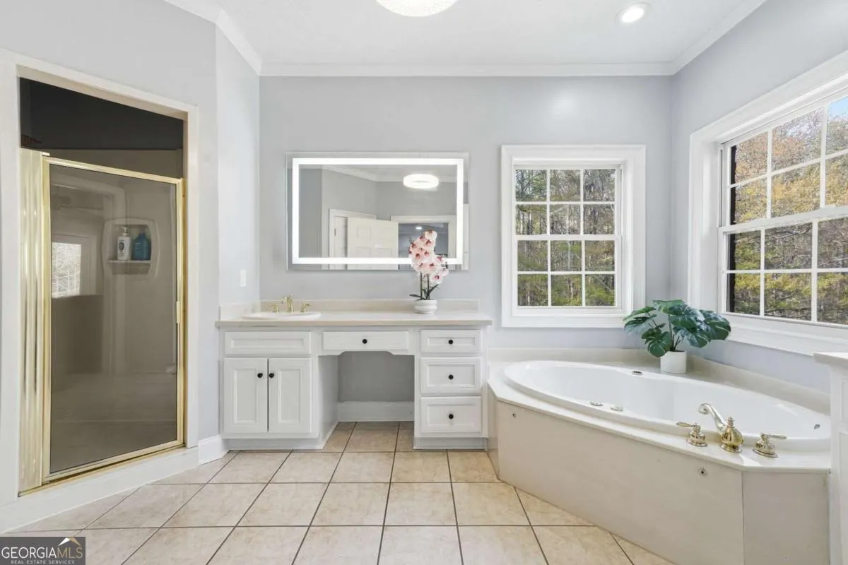 5666 Chapel Hill Rd — photo 12 of 57