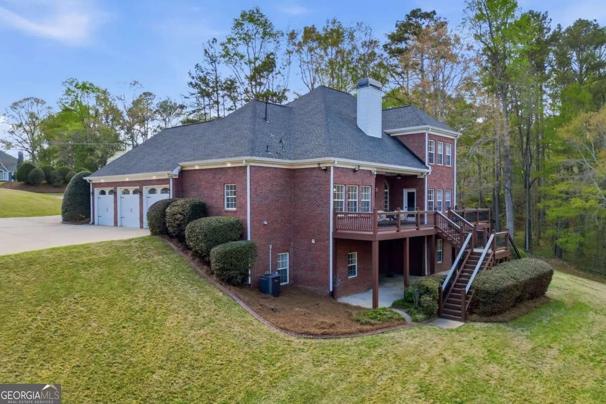 5666 Chapel Hill Rd — photo 50 of 57