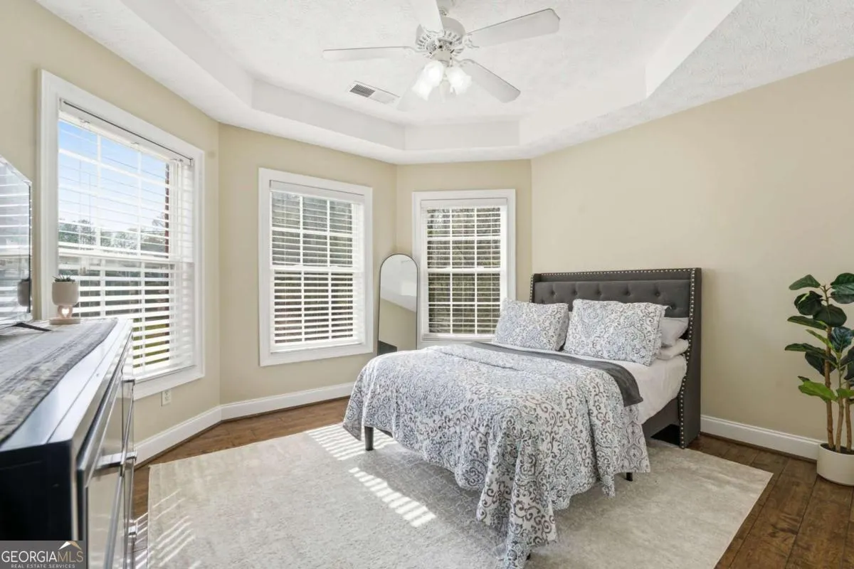 5666 Chapel Hill Rd — photo 18 of 57