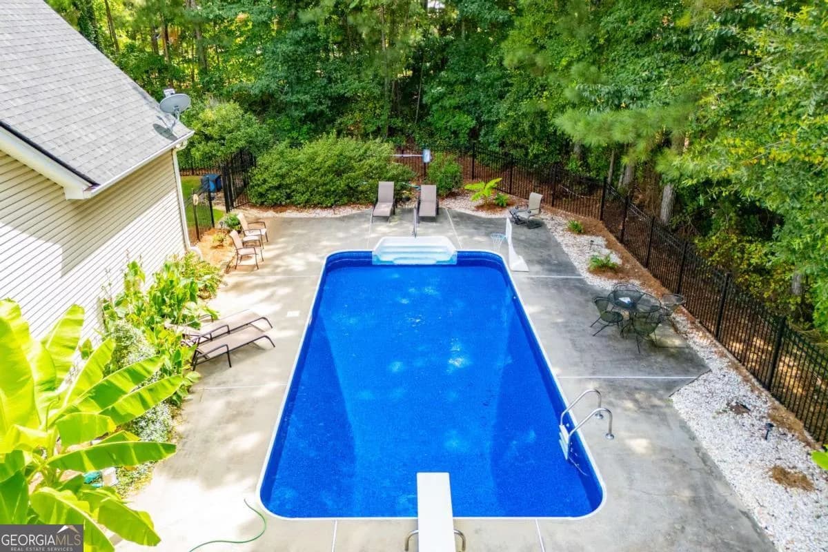 104 Hidden Lake Dr — photo 65 of 73