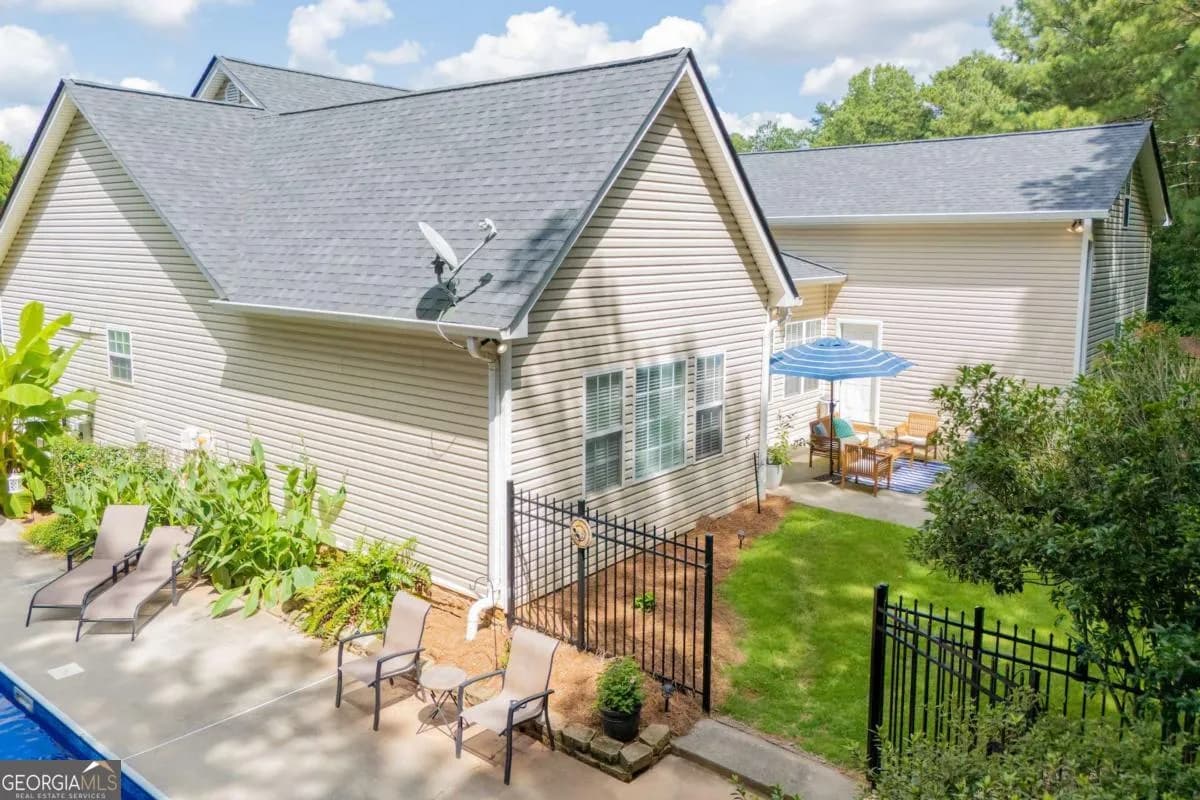 104 Hidden Lake Dr — photo 66 of 73