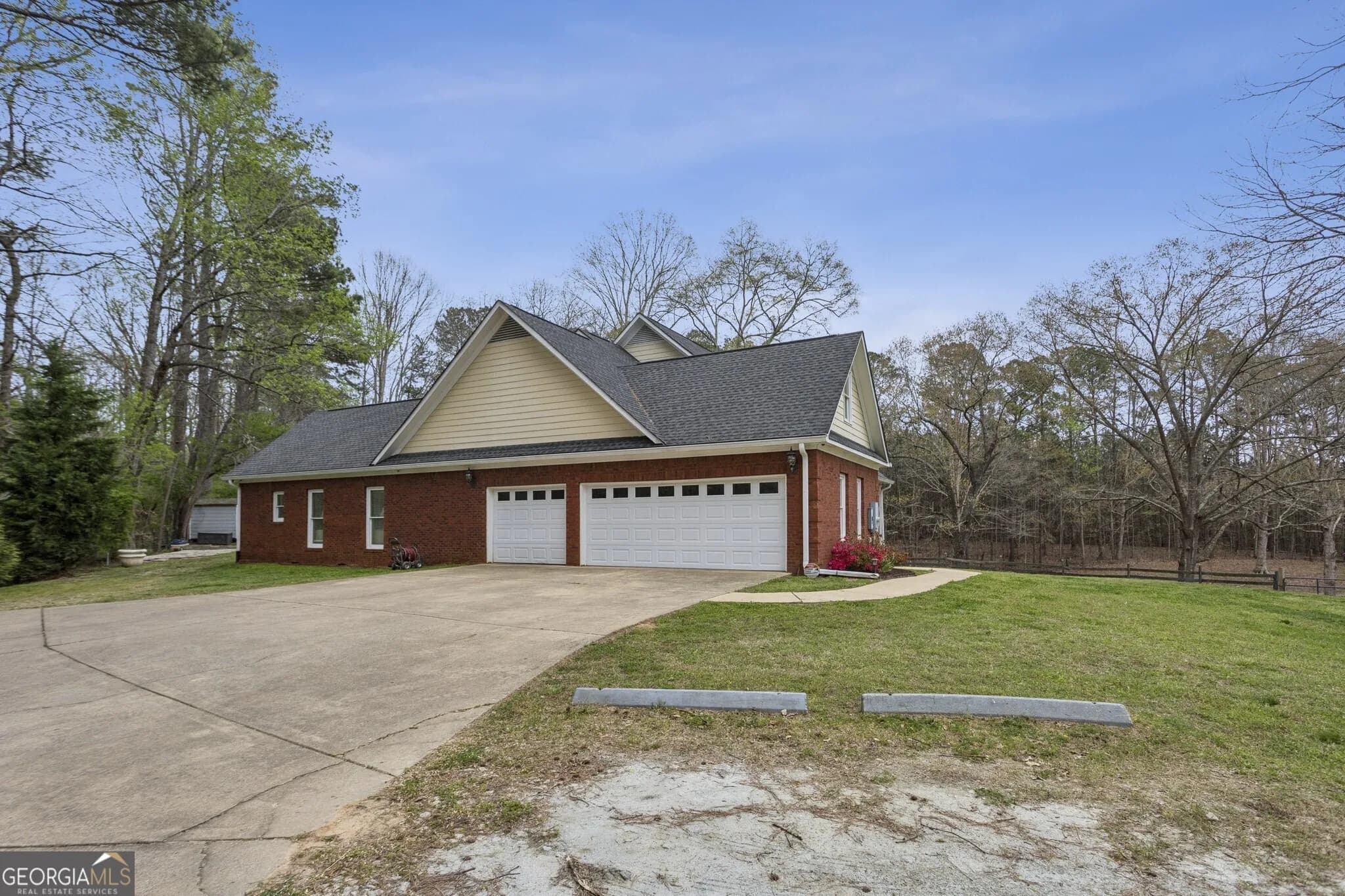 1137 Buchanan Hwy — photo 13 of 49