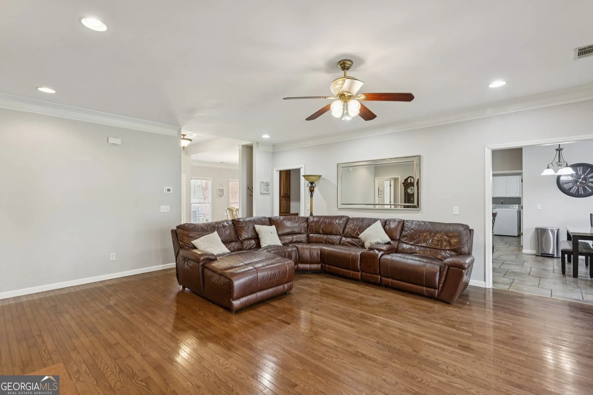 1137 Buchanan Hwy — photo 7 of 49