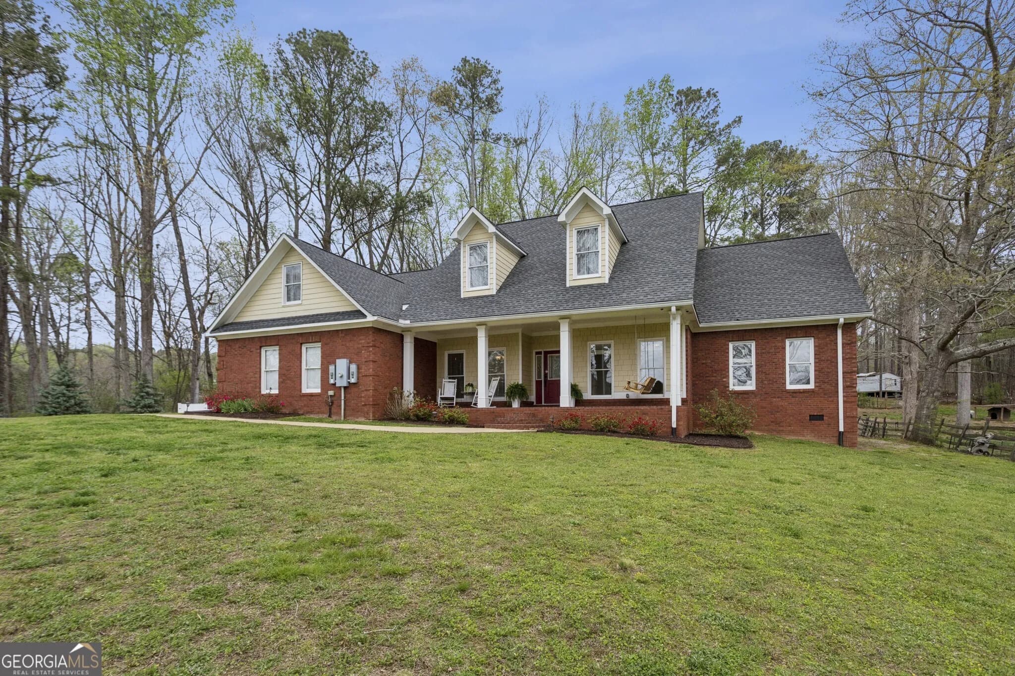 1137 Buchanan Hwy — photo 2 of 49